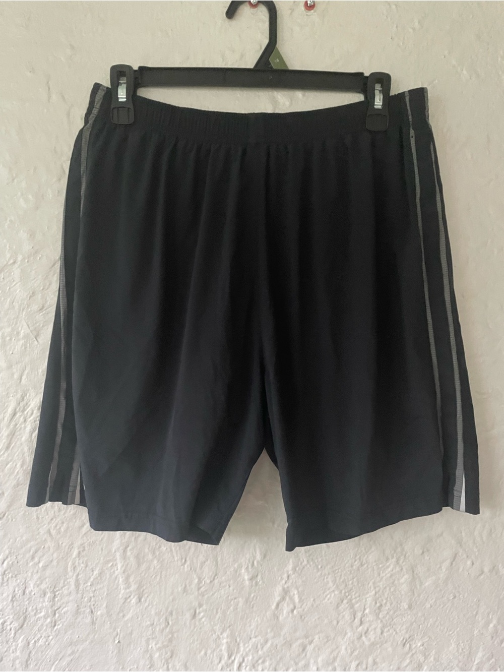 Outdoor Research Turbine lined men’s black grey striped shorts UPF 50+; L